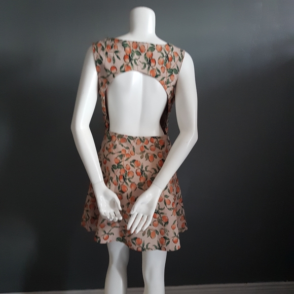 🍊Fruit Print Back Cutout Dress🍊 - Picture 9 of 10